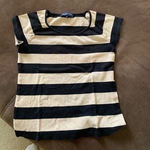 Jones New York short sleeve shirt